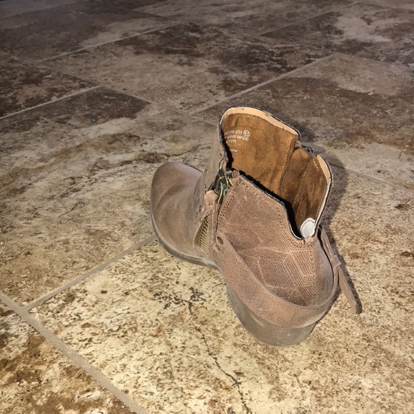 Booties - Picture 3 of 3